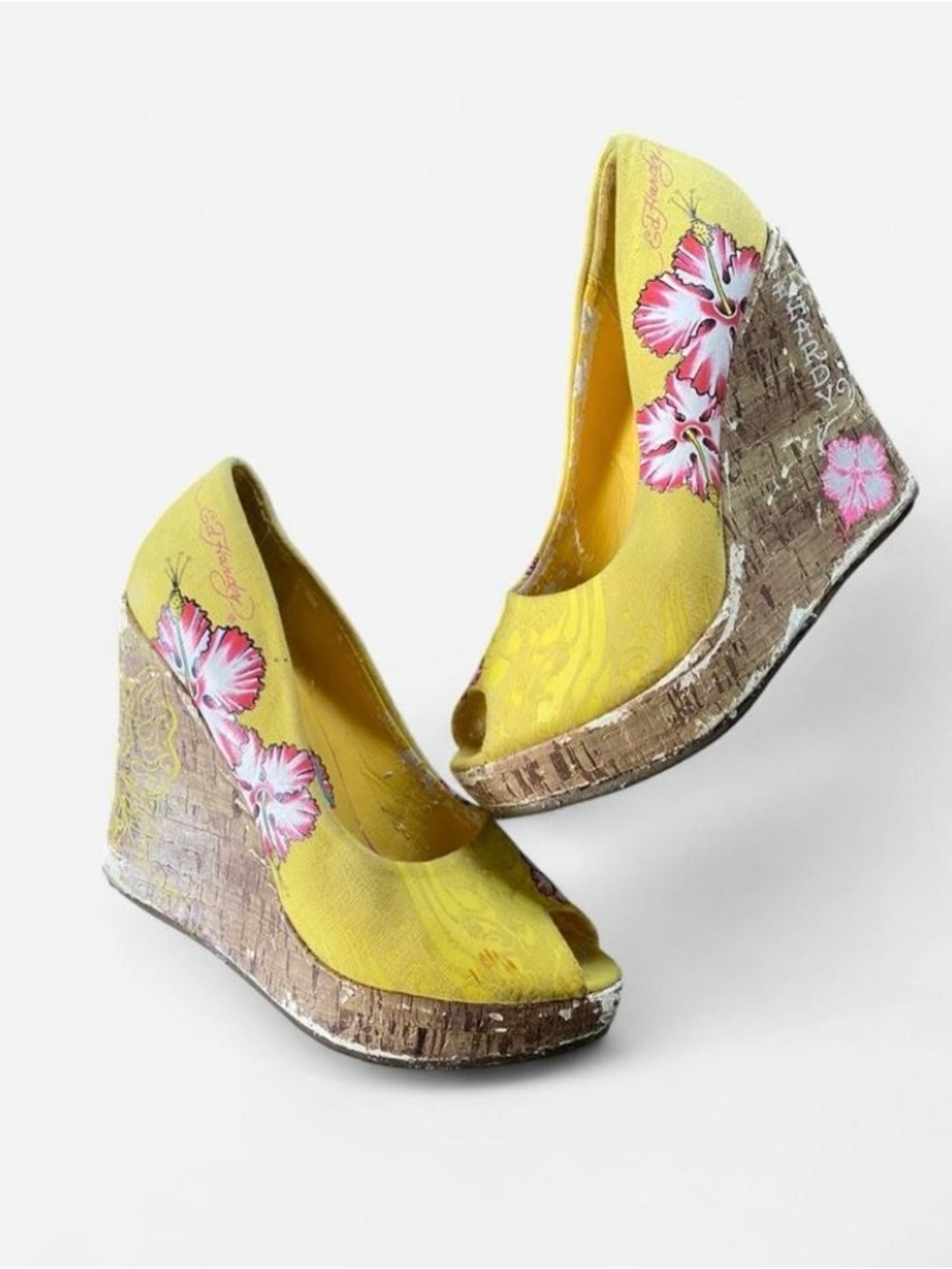 Vintage Y2K Ed Hardy Yellow Peep Toe Cork Wedges with Pink Hibiscus Flowers
